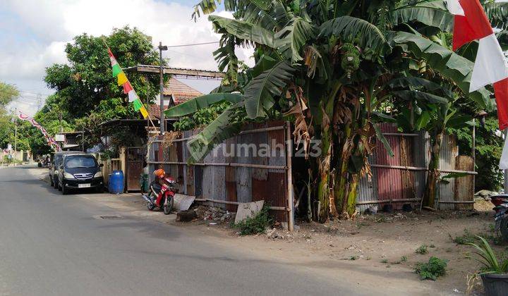 Tanah Mangku Aspal Mobil Simpangan Utara Uad4 Dalam Ringroad 1