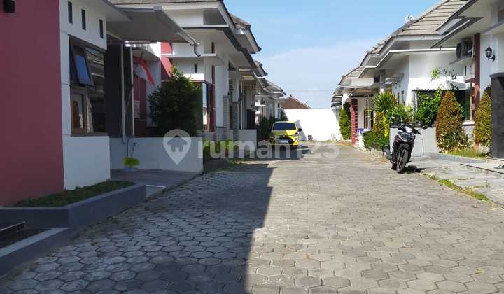 Rumahcluster Dekat Wirosaban Dalam Ringroad 2