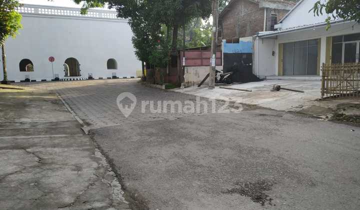 Shop House in South Krapyak Kulon, Kandang Menjangan, Near Pondok Krapyak Shop House in South Krapyak Kulon, Kandang Menjangan, Near Pondok Krapyak