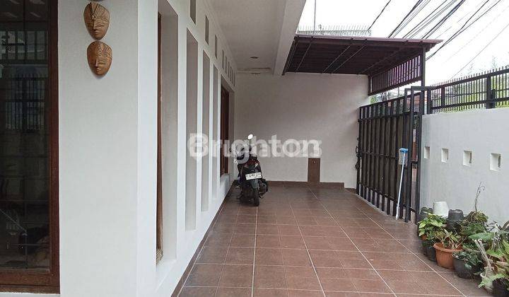 RUMAH LOKASI STRATEGIS DICILANDAK JAKSEL  DEKAT CITOS 1