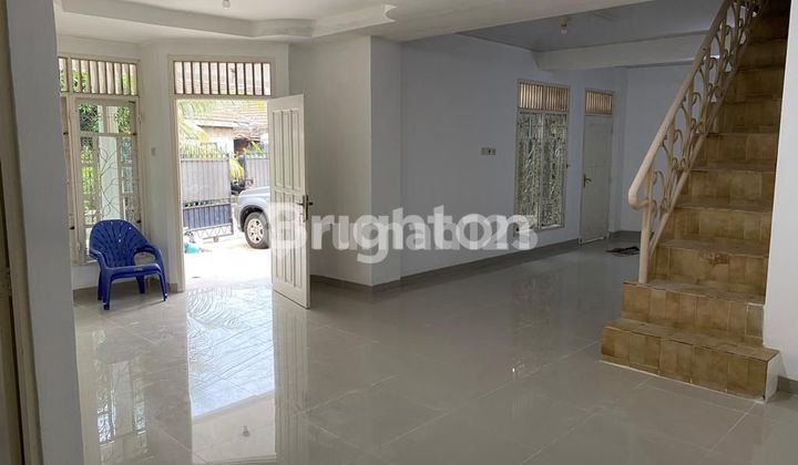 Rumah Cantik Terawat, Tanah Ngantong di Ciputat 2