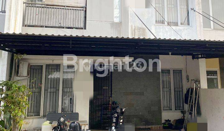 Townhouse 2,5 Lantai Cantik Terawat di Kota Bogor 1