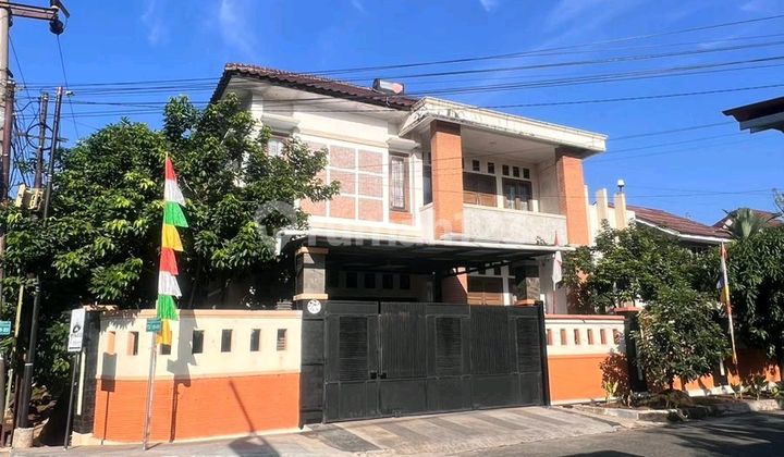 Rumah Mewah Full Furnished di Bukit Cimanggu City Bogor 2