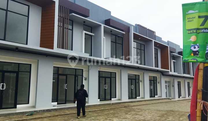 Ruko Baru Siap Usaha Dekat Stasiun Cilebut Ruko Baru Siap Usaha Dekat Stasiun Cilebut