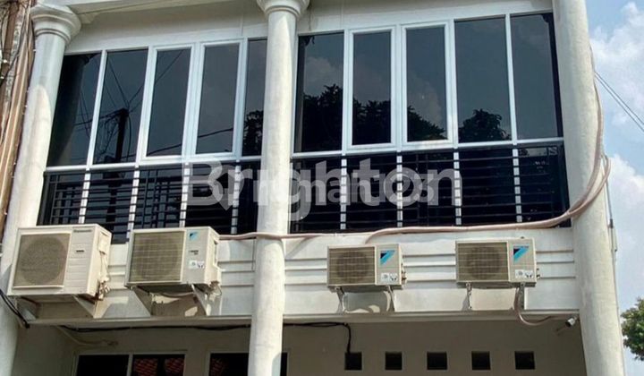 Turun Harga!!! Rukan 2 Lantai pinggir jalan Raya, di Jagakarsa Turun Harga!!! Rukan 2 Lantai pinggir jalan Raya, di Jagakarsa