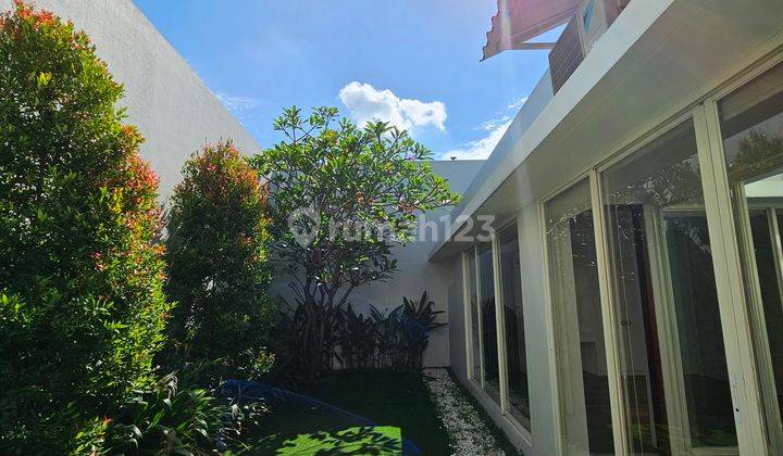 Rumah Para Crazy Rich dengan 3KT, Lokasi Blok Terdepan di Graha Famili 2