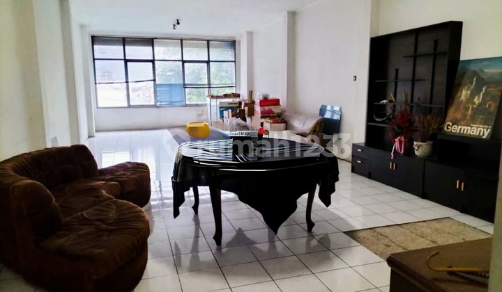 For Sale: Adjacent Shophouses on Mangga Besar Main Road, West Jakarta 2