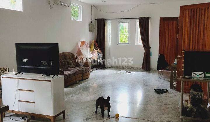 Rumah Luas Tanah 14x14 M Lantai Marmer Di Gunung Sahari, Jakpus 1