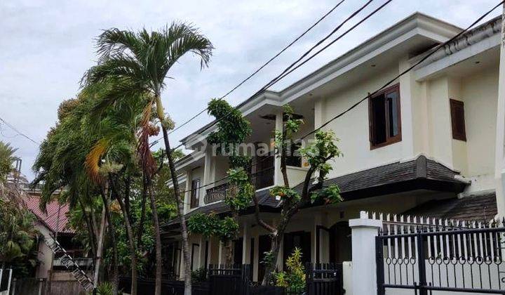 Disewakan Rumah Mewah Hoek 2 Lantai 800 M2 Di Patra Kuningan, Jaksel 2