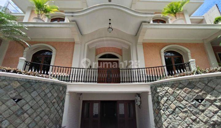 Rumah 2 Lantai + 1 Basement + Swimming Pool Di Pondok Indah, Jaksel 1