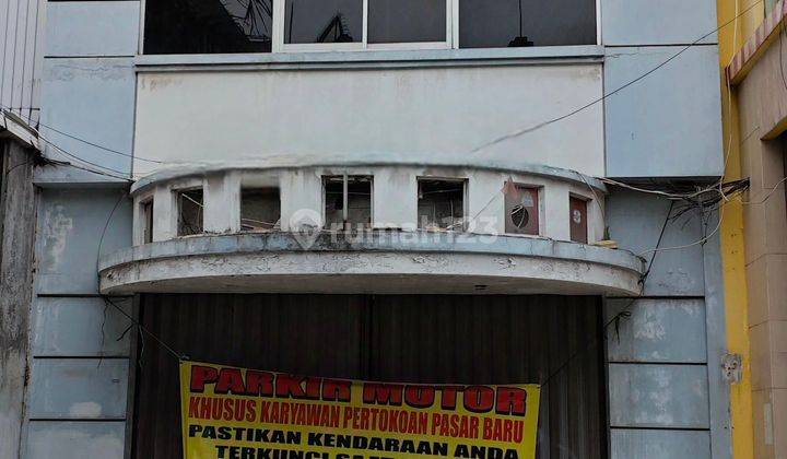 Tanah 208 M2 Bonus Bangunan 2 Lt Di Pertokoan Pasar Baru, Jakpus 1