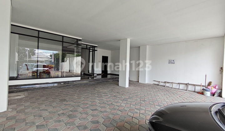 Gedung Baru 5 Lantai + 1 Rooftop Luas 755 M2 Ada Lift Dekat Cawang, Jaktim Gedung Baru 5 Lantai + 1 Rooftop Luas 755 M2 Ada Lift Dekat Cawang, Jaktim