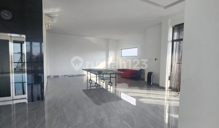 Rumah Mewah 3,5 Lantai Luas 600 M2 Ada Lift @Sunter, Jakut