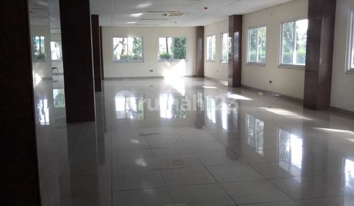 6.5-Floor Office Building Negotiable Price Until Deal in Menteng, Central Jakarta