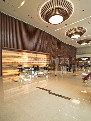 Gedung 22 Lantai Termasuk Basement Lt 11.248 M2, Lb 30.087 M2 Dekat Kebagusan, Jaksel