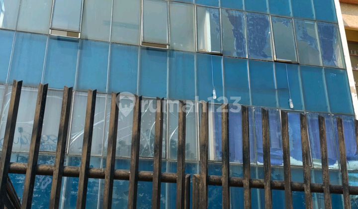 Gedung Kantor Di Gunung Sahari, Jakpus