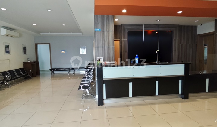 Dijual Bawah NJOP Gedung Ada Basement di Kramat Raya, Jakpus