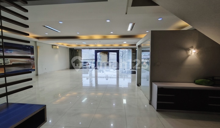 4-Storey Building, 2700 M2 Ready for Use Near Citayam, Depok