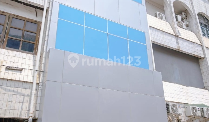 Ruko 2 Gandeng 4 Lantai di Pangeran Jayakarta, Jakpus