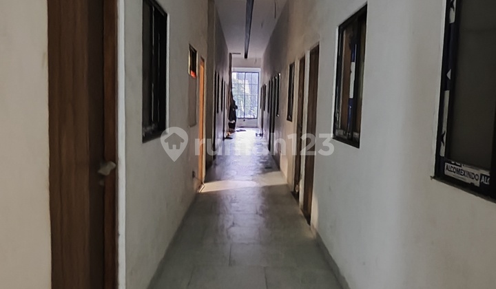 Kost 153 Kamar, Parkir Luas di Sunter, Jakut