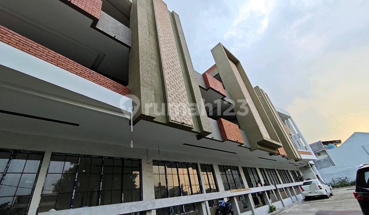 Kost 153 Kamar, Parkir Luas di Sunter, Jakut