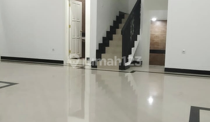 44 Unit Baru | Rumah Cluster Fasilitas Kolam Renang Dgn Design Modern Classsic Bisa Indent Di Kebagusan, Jaksel 2