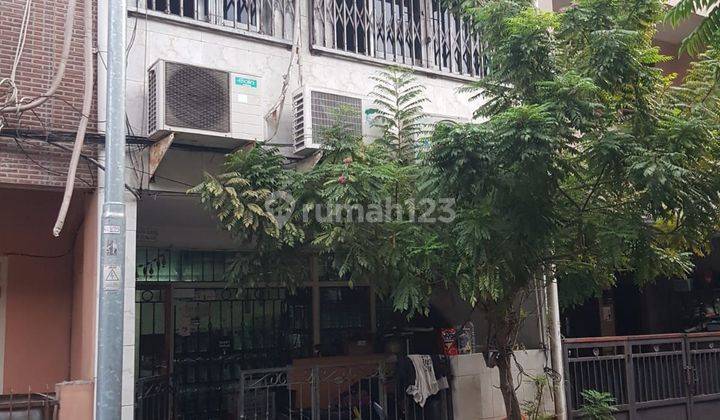 Rumah 3 Lantai Dalam Komplek Di Gunung Sahari, Jakarta Pusat  1