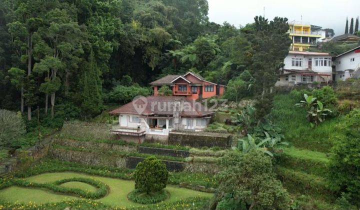 Dijual Villa Di Sarangan Magetan Menghadap Danau,halaman Luas 1