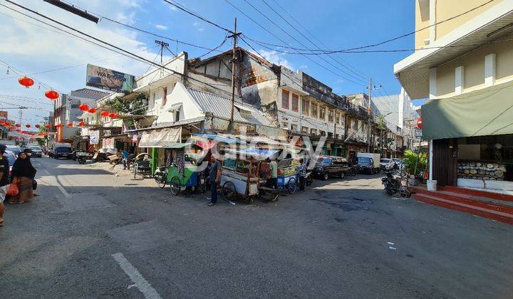 Ruko 2 Jadi 1 ( Bentuk L ) Di  Jalan Kopi dan Jl Slompretan Strategis 1 Sertifikat 2