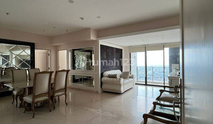 Dijual Apartemen The Peak 3 BR Fully Furnished 1