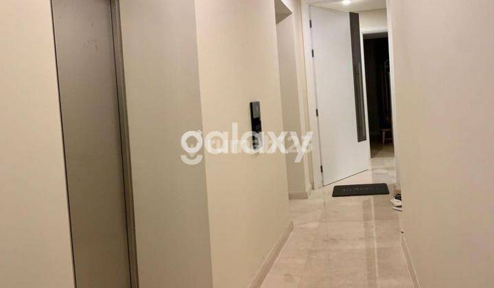 Apartemen Mewah Fully Furnished 2 BR di Atas Mall 2