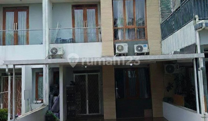 Rumah Bagus 2 Lantai Siap Huni Komplek Cherry Field Bandung