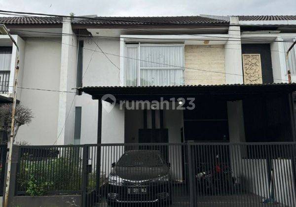 Rumah Bagus Siap Huni Di Area Favorit Batununggal, Bandung 1