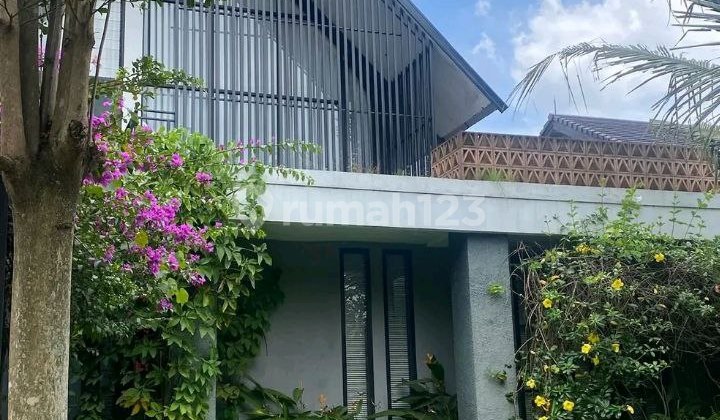 Rumah Villa Siap Pakai di Resort Dago Pakar Bandung Rumah Villa Siap Pakai di Resort Dago Pakar Bandung