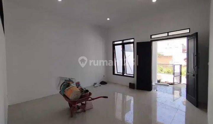 Rumah Cantik Minimalis Siap Huni Di Cisaranten Kulon , Bandung 2