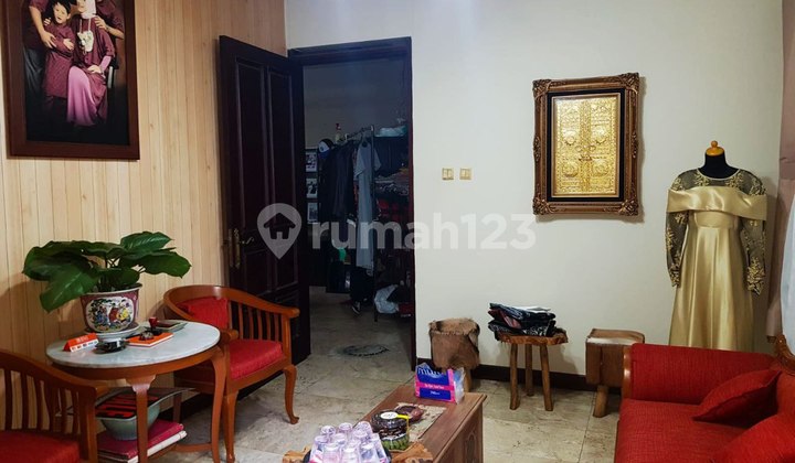 Rumah Bagus Strategis Hadap Timur Pinggir Jalan Turangga Bandung 2