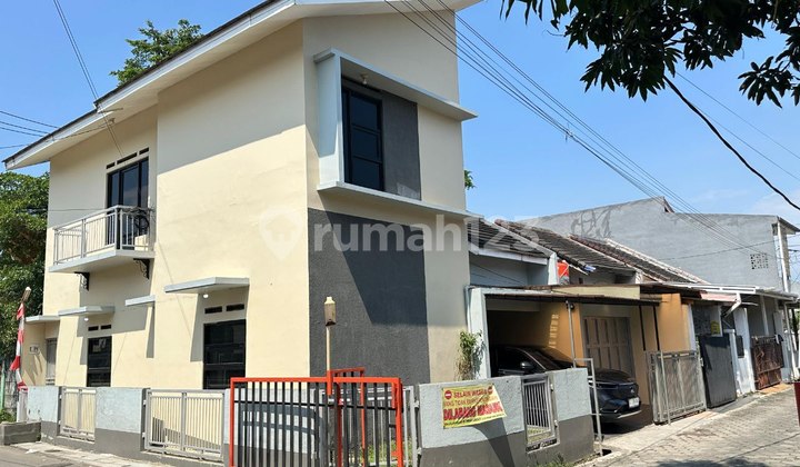 Rumah Murah 2 Lantai Siap Huni Dalam Komplek One Gate Sistem 2