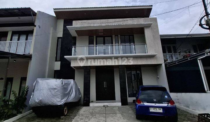 Rumah Minimalis Modern Dekat Widyatama Bandung 1