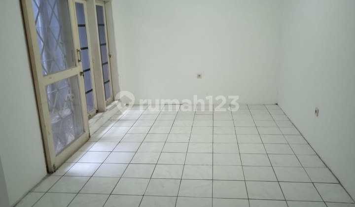 Rumah Murah 2 Lantai Strategis Bawah Pasar Buah Batu