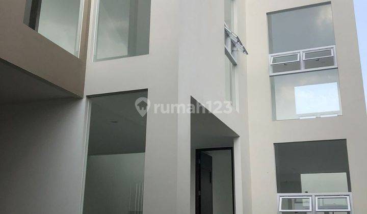 Rumah Lux Baru Mewah Siap Huni di Setiabudi Regency Bandung Utara 2