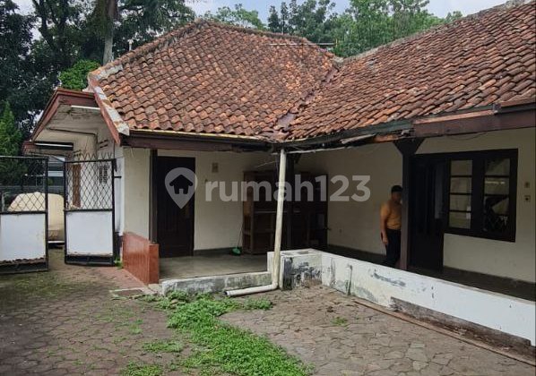 old Dutch house in Cihampelas, Bandung City 2