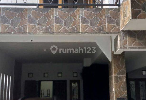 Rumah Bagus 2 Lantai di Cisaranten Arcamanik Bandung 1