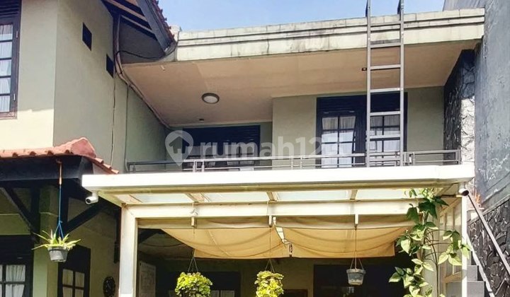 A boarding house is operating in Turangga, Cijagra, Buah Batu.