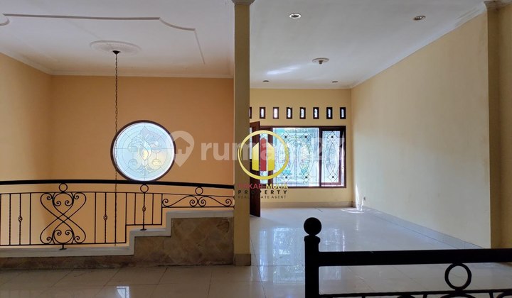 rumah strategis di sayap riau bandung pusat kota 2