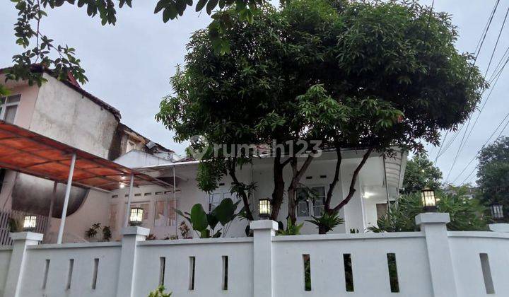 Rumah Terawat Bagus Siap Huni Posisi Hook di Dalam Komplek  2