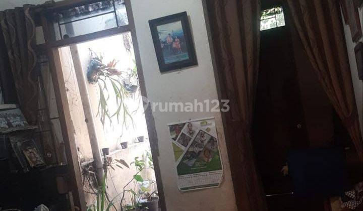 Rumah Dalam Komplek di Kawasan Strategis di Caringin 2