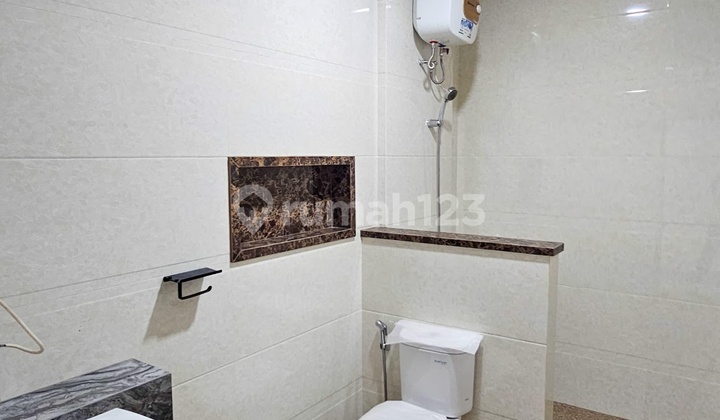 2-Story House Ready to Occupy in Southeast Medan, Medan Denai 2