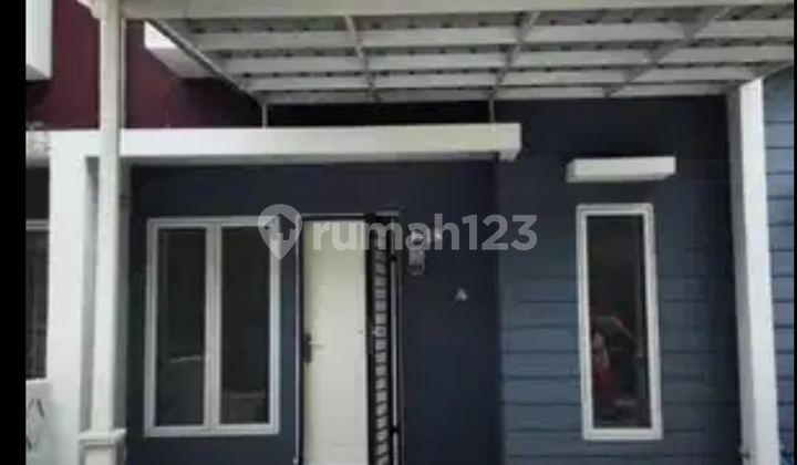Rumah 2 Lantai Siap Huni di Medan Johor Rumah 2 Lantai Siap Huni di Medan Johor