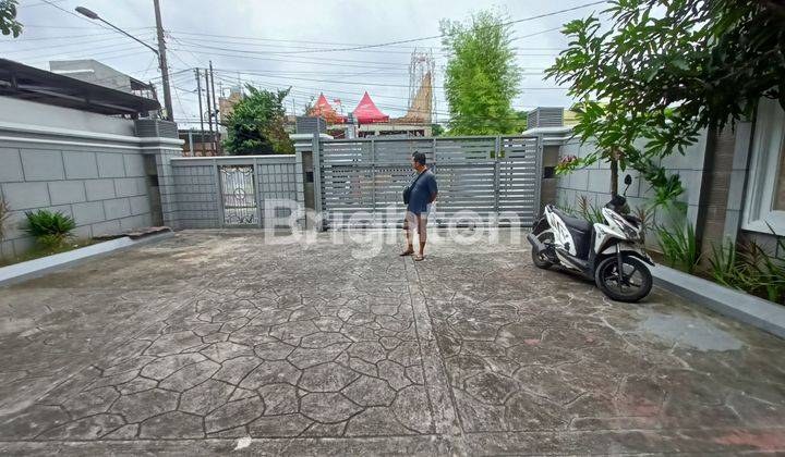 RUMAH DAN KOST-KOSTAN 2 TINGKAT SIAP HUNI DAN SIAP PAKAI, SANGAT TERAWAT DAN BERSIH, MEWAH, HOKKY DI TELADAN TIMUR, MEDAN KOTA 2