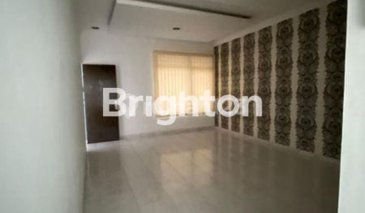 RUMAH 2 LANTAI SIAP HUNI DALAM KOMPLEK DI PETISAH TENGAH, MEDAN PETISAH 2